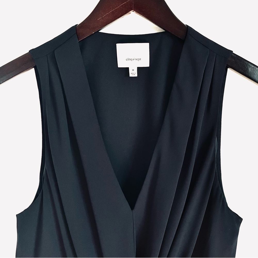 Cinq a Sept Abby Sleeveless Knot Front Blouse Top Tank In Navy Blue Size M EUC - Picture 9 of 13